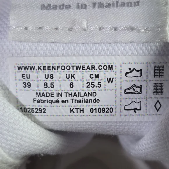 Keen Elsa Lite Blue and White Tie Dye Comfortable Lace Up Canvas Sneaker. 8.5 - Picture 2 of 10